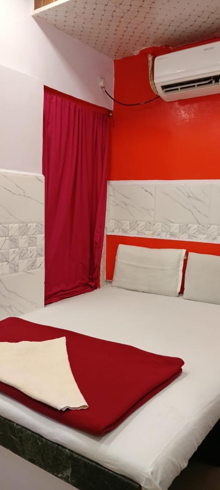 Hotel Firdous — Photos 1